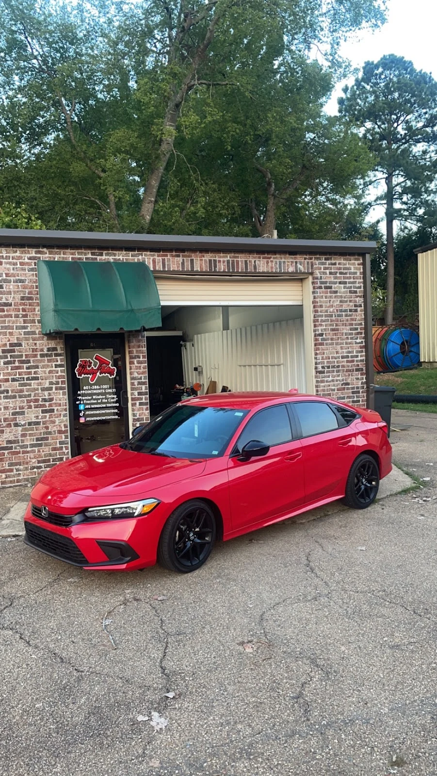 J9’s Window Tinting storefront in Ridgeland, MS